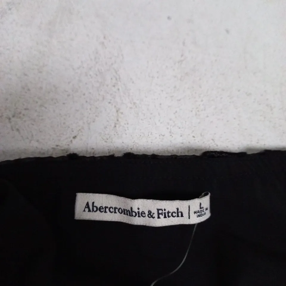 ABERCROMBIE & FITCH BLACK LACE CAMISOLE TOP SIZE L