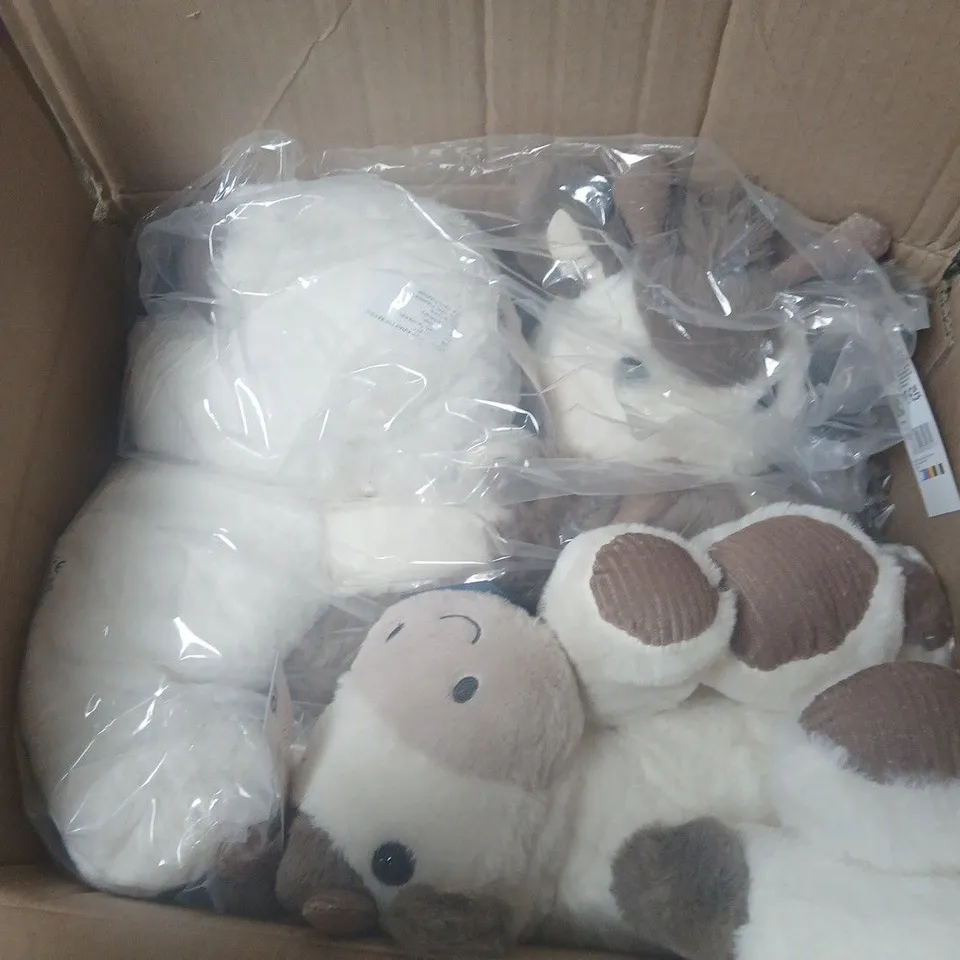 6 HAVE A SNUGGLY CUDDLY TOYS
