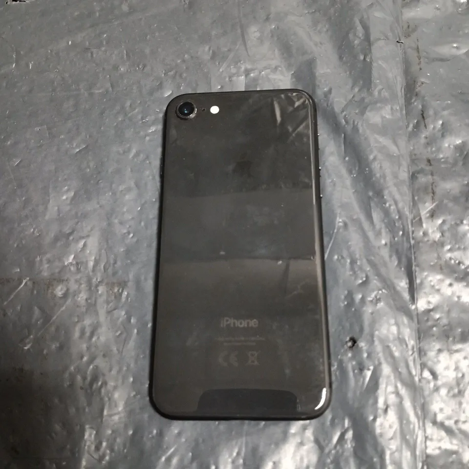 APPLE IPHONE 8 64GB SPACE GREY – BOXED 