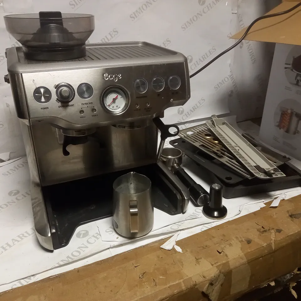SAGE BARISTA EXPRESS BEAN-TO-CUP COFFEE MACHINE WITH MILK JUG, STAINLESS STEEL [BES875UK]