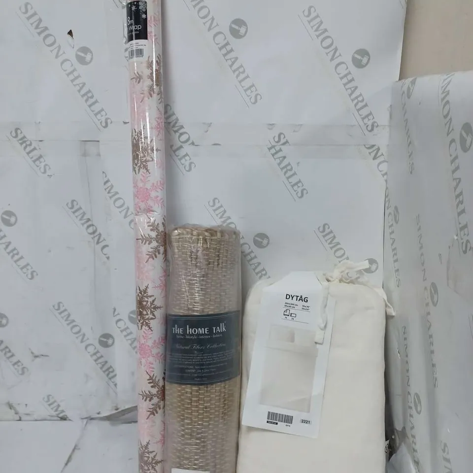APPROXIMATELY 15 ASSORTED HOUSEHOLD ITEMS TO INCLUDE DYTAG BEDDING, THE HOME TALK NATURAL FIBRES COLLECTION, GIFT WRAP, ETC