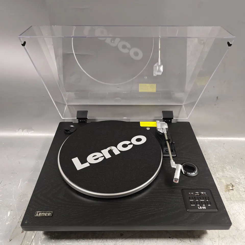BOXED LENCO TURNTABLE WITH BLUETOOTH AND BUILT IN SPEAKERS - LS-55BK