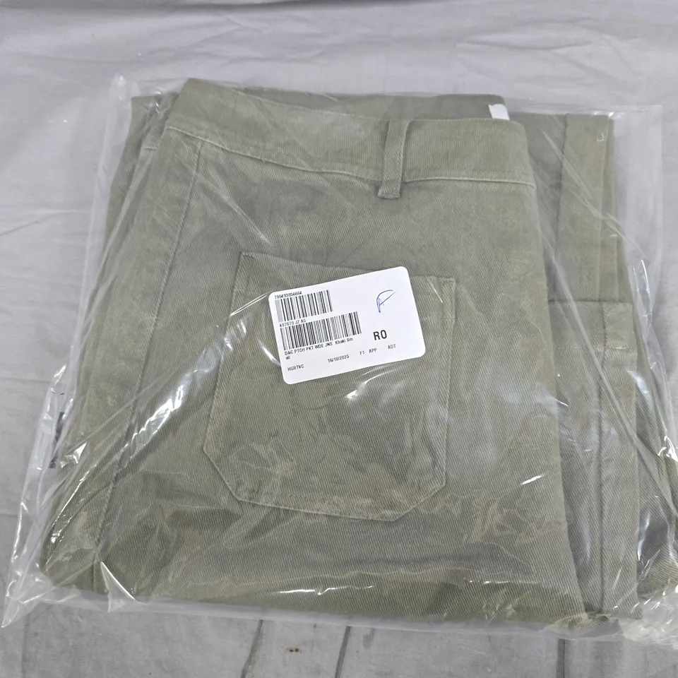 DENIM & CO. GARMENT DYE PATCH POCKET WIDE LEG JEAN - S