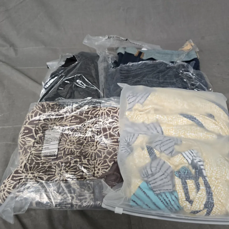 APPROXIMATELY 25 ASSORTED CLOTHING AND FASHION PRODUCTS IN VARIOUS STYLES AND SIZES - COLLECTION ONLY