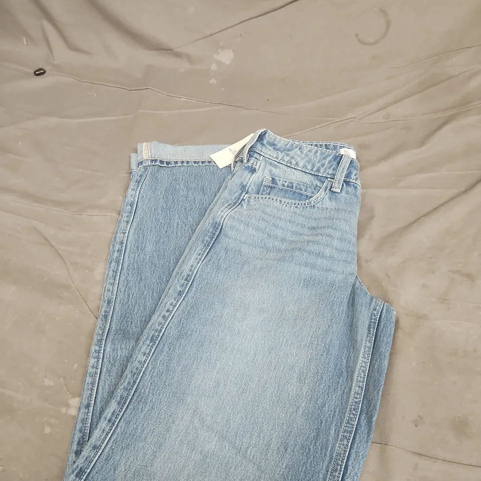 HOLLISTER WOMEN'S LOW-RISE BAGGY JEANS, UK 6 (W24) LONG