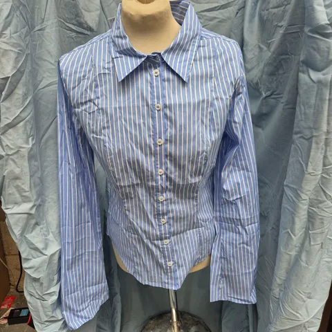 Bershka blue & white striped button-down shirt – EUR/USA L