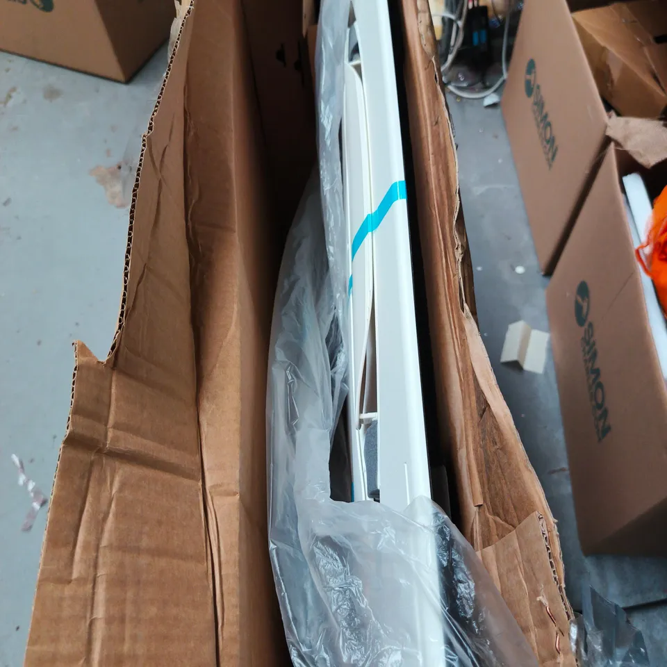DAIKIN DECORATION PANEL BYCQ140E2W1 BOXED WITH MANUAL