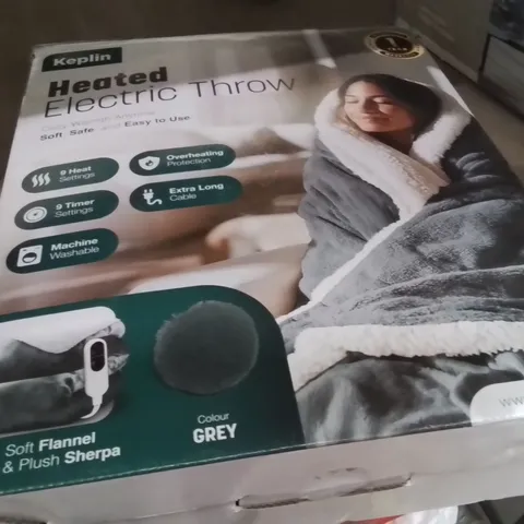 BOXED KEPLIN HEATED THROW GREY
