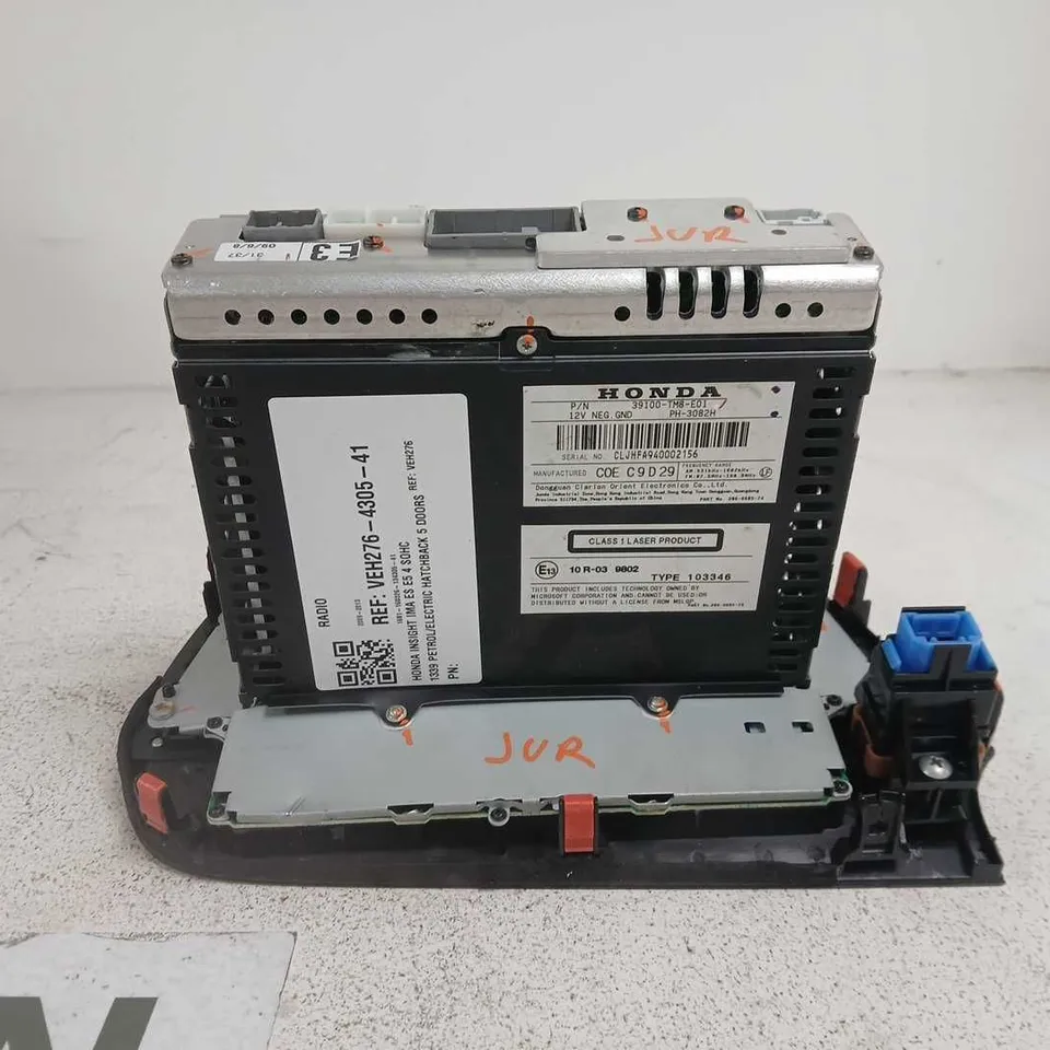 HONDA INSIGHT STEREO RADIO CD PLAYER