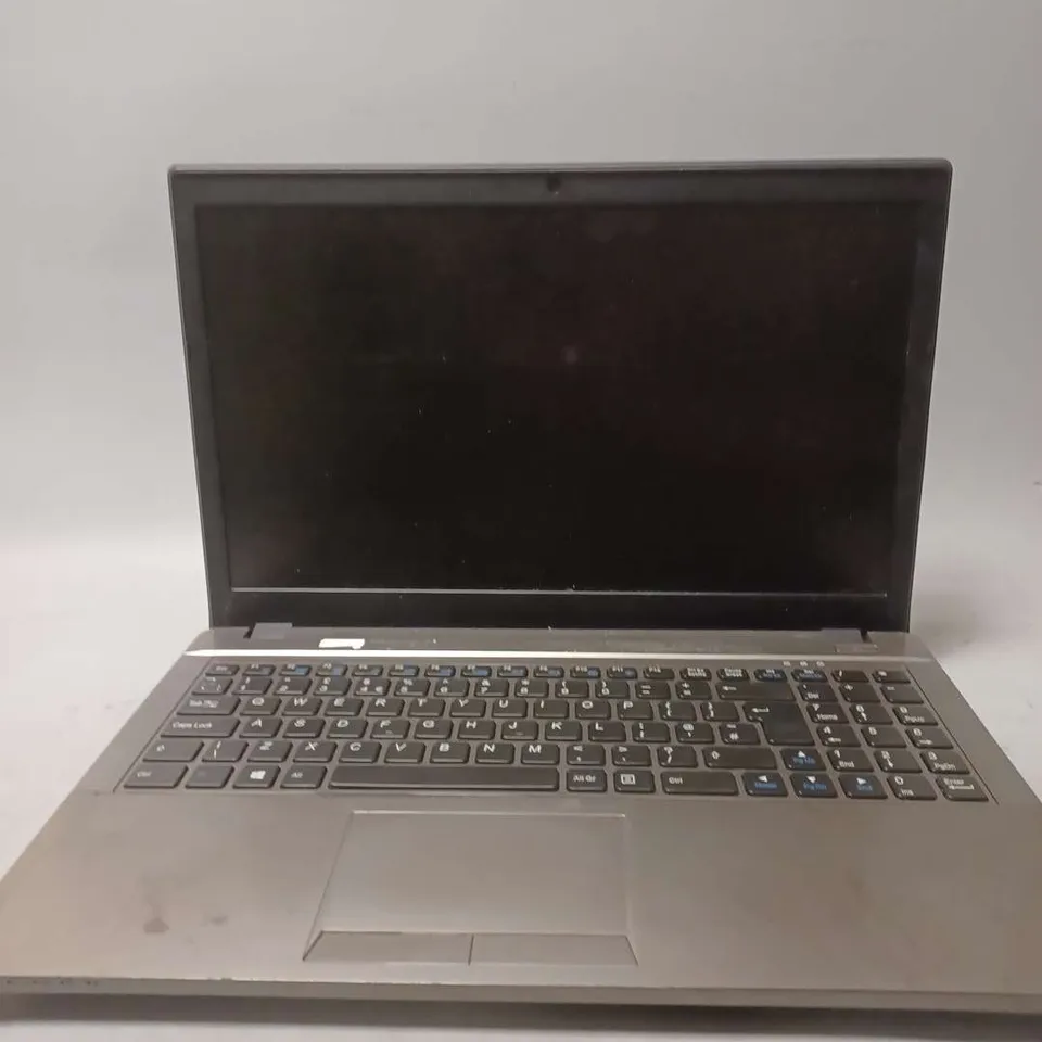 ERGO NOTEBOOK COMPUTER - MODEL NO W655SZ 