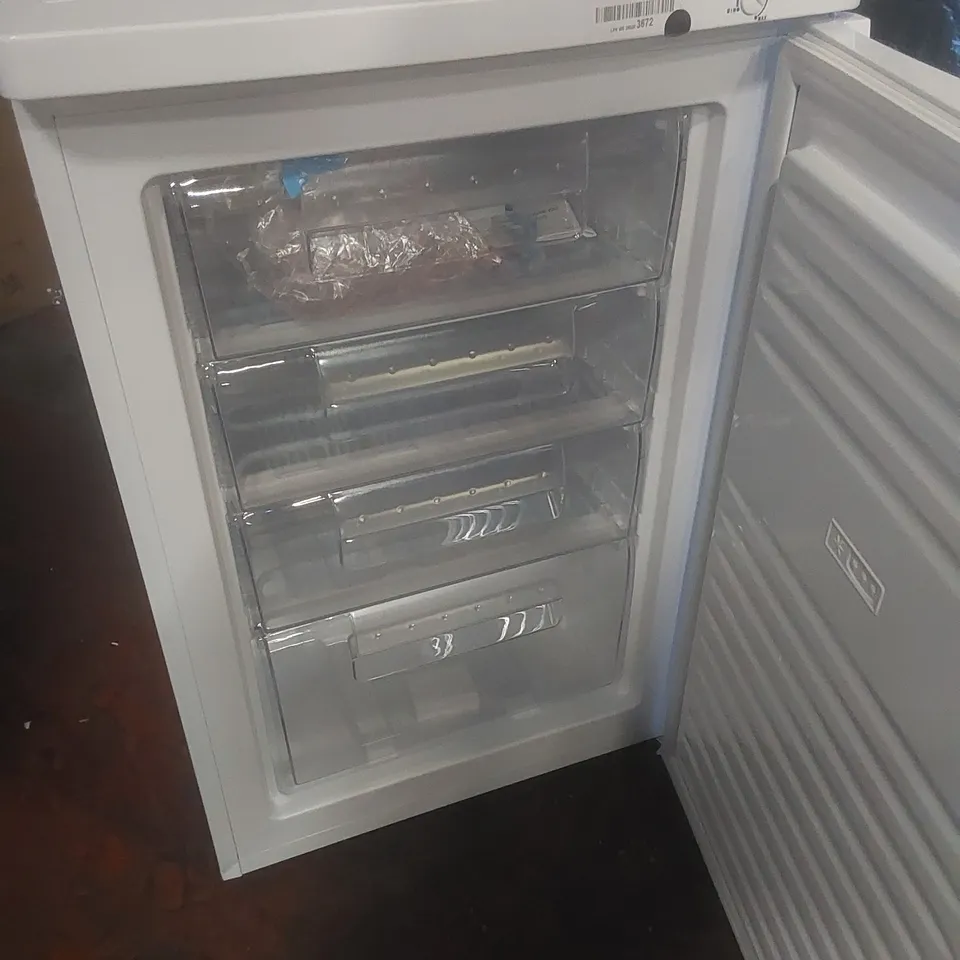 ENGLISH ELECTRIC UNDER COUNTER FREEZER WHITE EEF085H