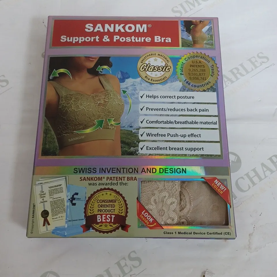 BOXED SANKOM PATENT CLASSIC SUPPORT POSTURE LACE BRA - M/L