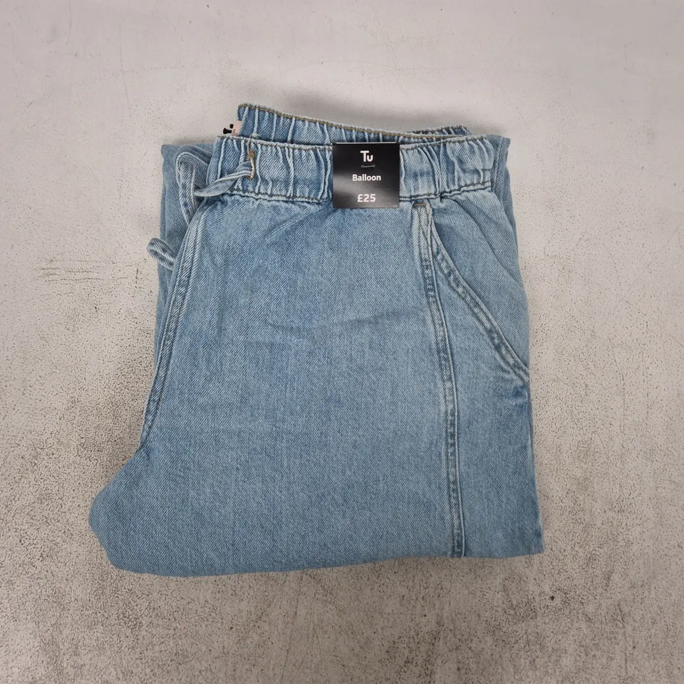 TU BALLOON FIT JEANS IN BLUE SIZE 12