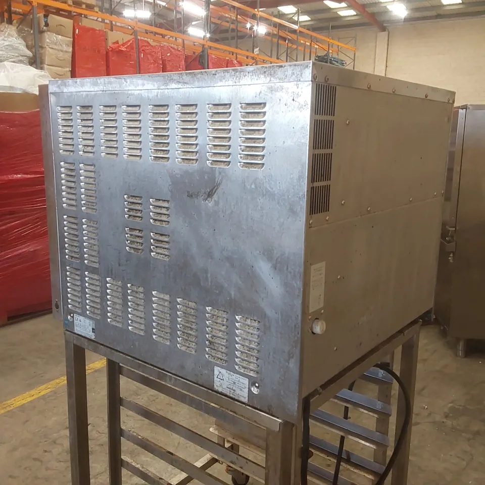 BLUE SEAL COMMERCIAL TURBO FAN OVEN ON STAND