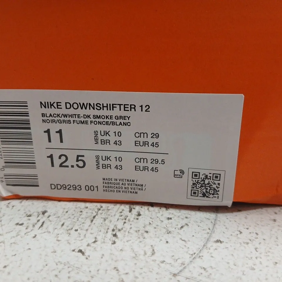 BOXED PAIR OF NIKE DOWNSHIFTER 12 RUNNING SHOES – BLACK/WHITE, UK 10