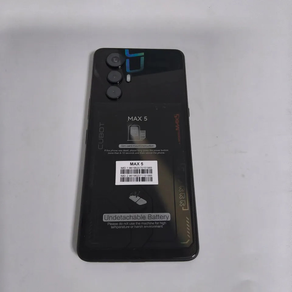 BOXED CABOT MAX 5 12/256GB IN BLACK