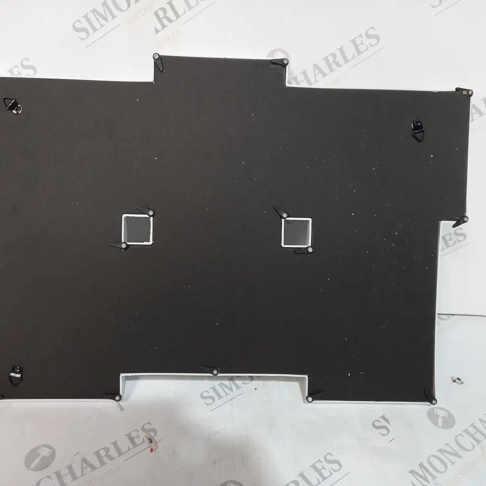 WHITE MULTI APERTURE PHOTO FRAME 