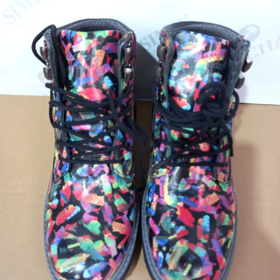 ADESSO TANYA WATER PROOF BOOT (MULTICOLOUR), SIZE 6 UK