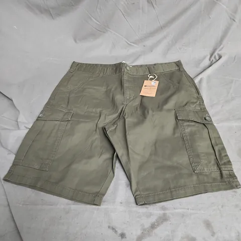 MOUNTAIN WAREHOUSE LAKESIDE CARGO SHORT IN KHAKI SIZE W34