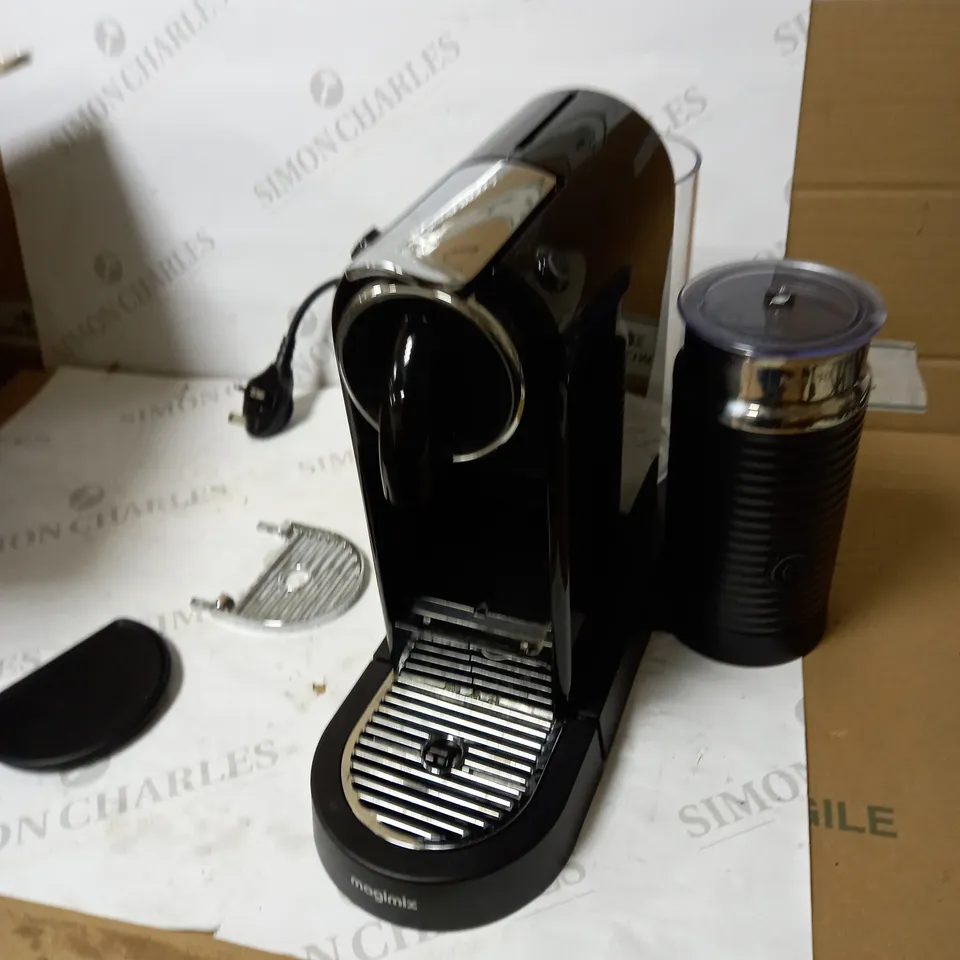 MAGIMIX NESPRESSO COFFEE MACHINE