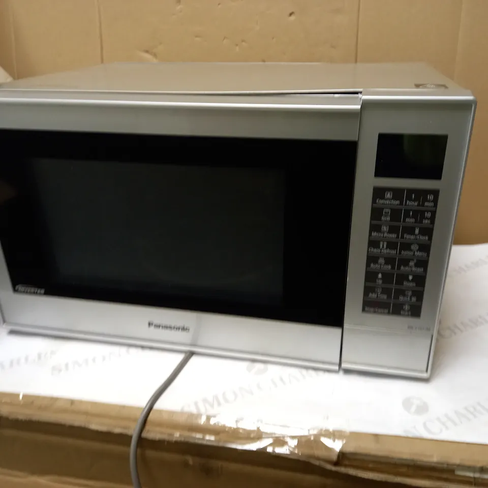 PANASONIC NN-CT57JMBPQ SLIMLINE COMBINATION MICROWAVE OVEN