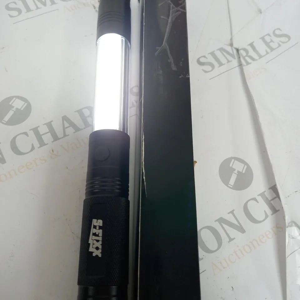 OUTLET SFIXX SET OF 2 TELESCOPIC MAGNETIC TORCHES WITH 185 LUMEN