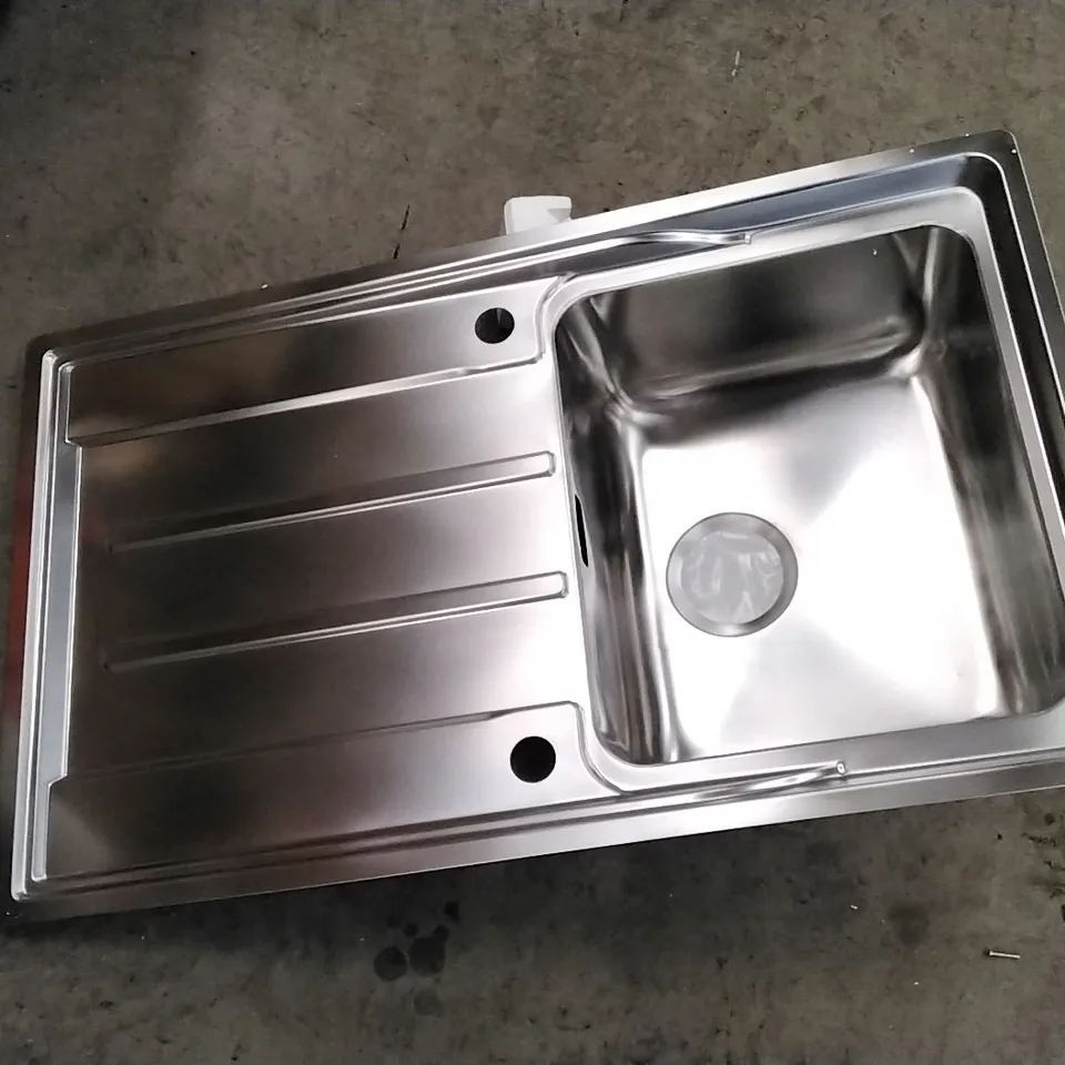 METAL KITCHEN SINK WITH DRYING RACK