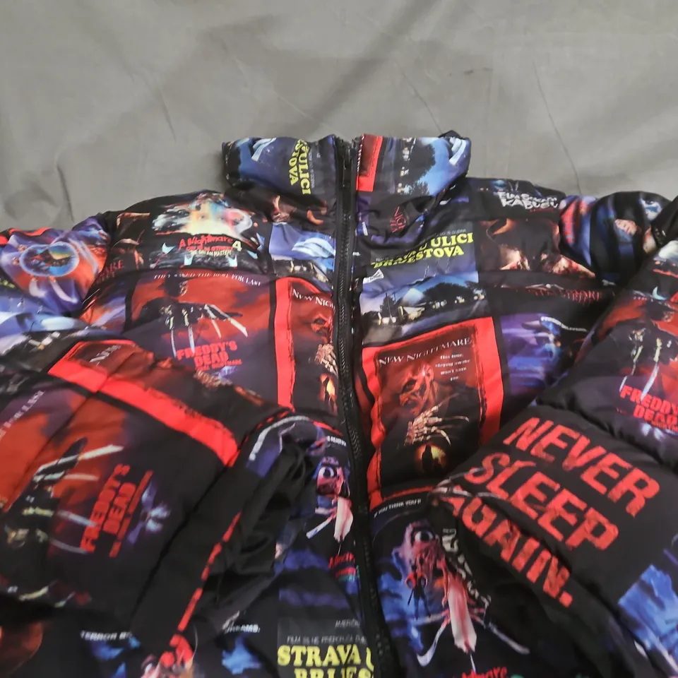 UNISEX PUFFER JACKET WITH HORROR MOVIE POSTER PRINT – A NIGHTMARE ON ELM STREET - SIZE L