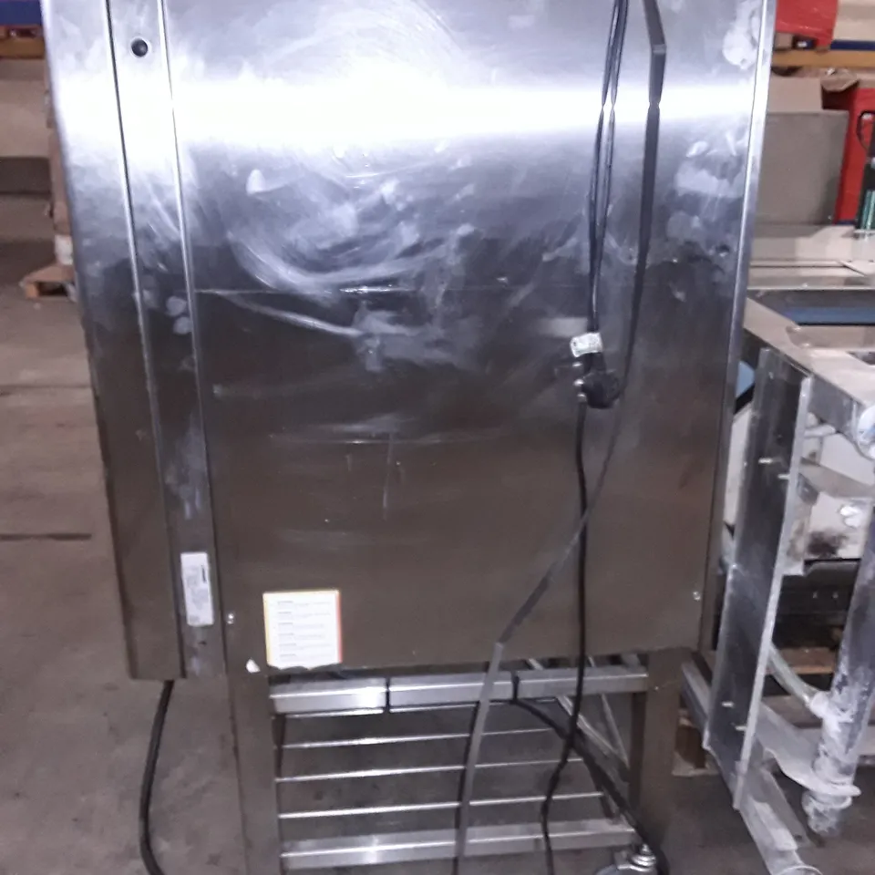 BKI CATERING OVEN