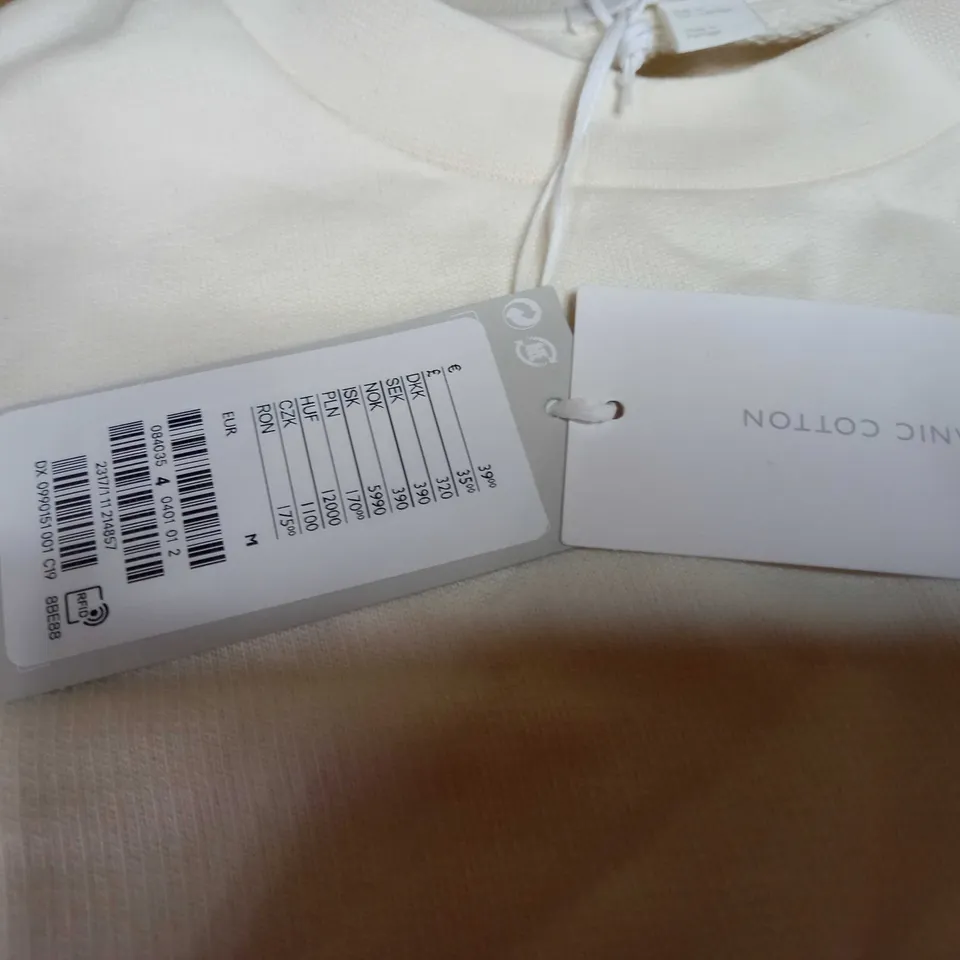 COS CREAM SHORT SLEEVED TOP - MEDIUM