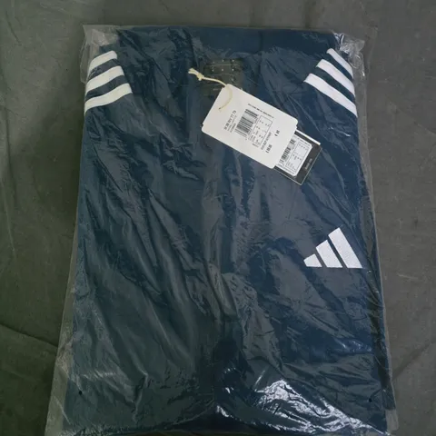 BAGGED ADIDAS WOVEN TRACKSUIT IN NAVY - UK MEDIUM