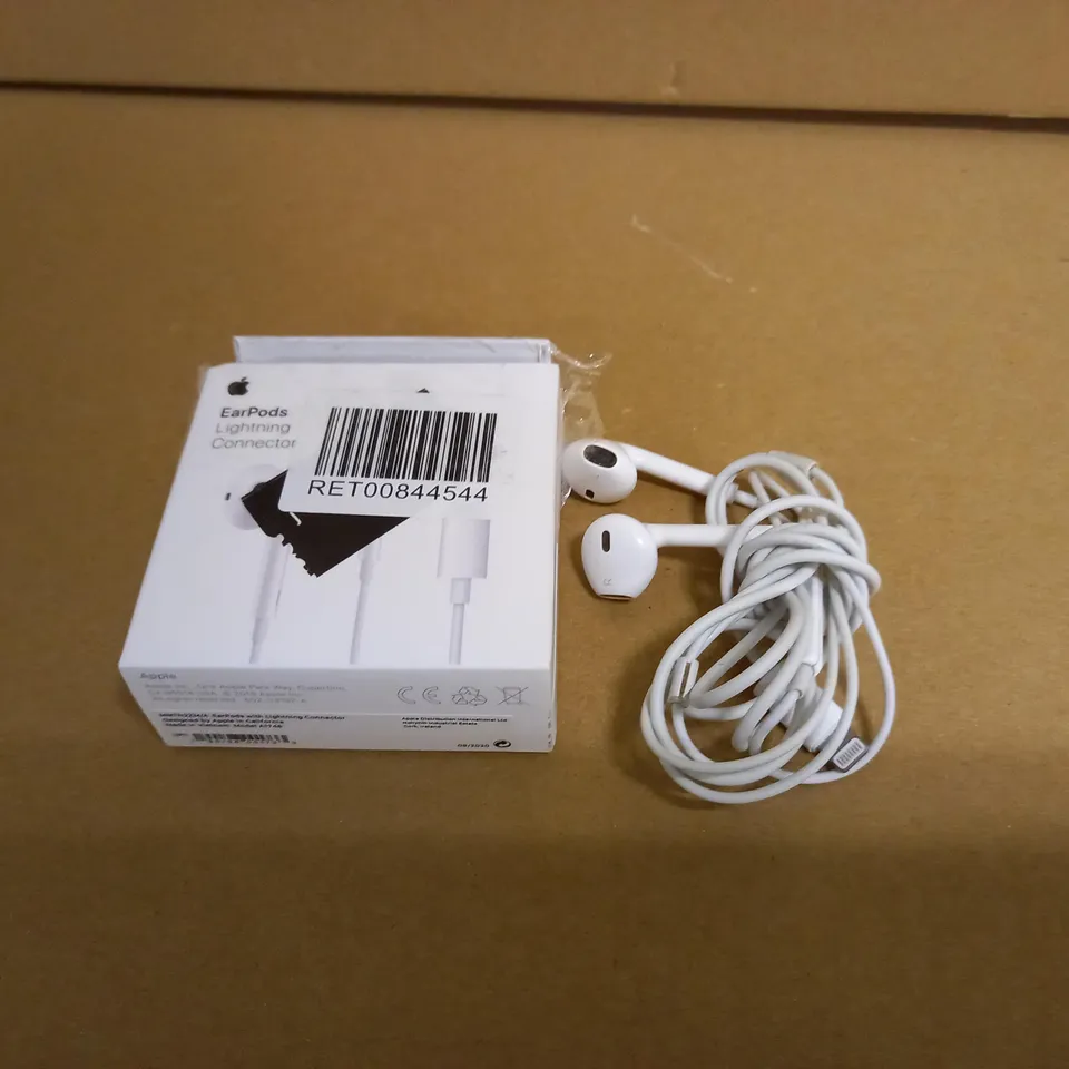 APPLE EARPODS LIGHTING CONNECTOR