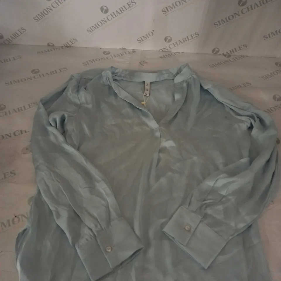 LARGE MNG SILK SHIRT 