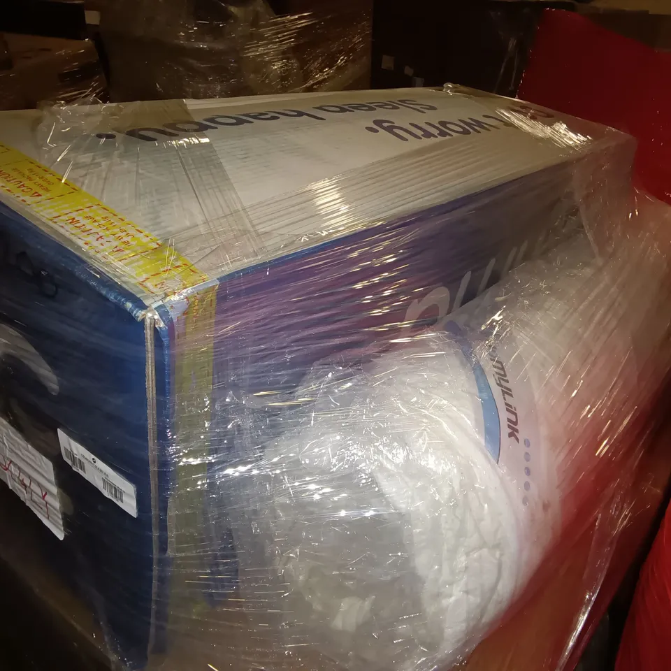 PALLET OF ASSORTED ITEMS TO INCLUDE ROLLED MATTRESSES 