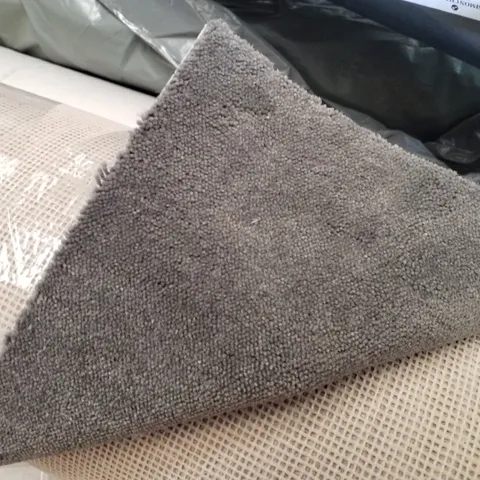 ROLL OF QUALITY ALBANY 96 GREY CARPET APPROXIMATELY 3.34×4M