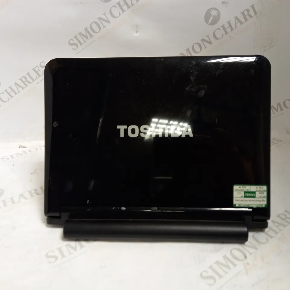 TOSHIBA NB200-11L 10" LAPTOP