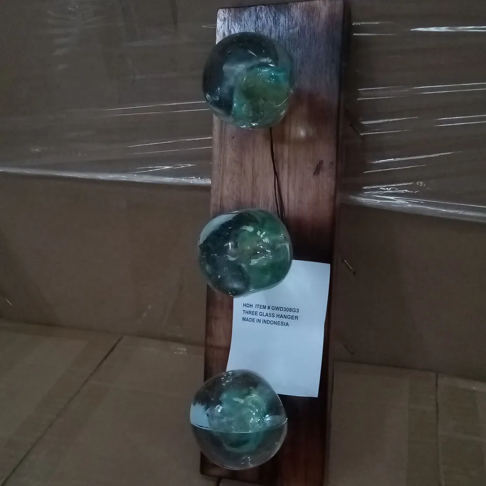 BOX CONTAINING 6 BRAND NEW THREE GLASS HANGERS