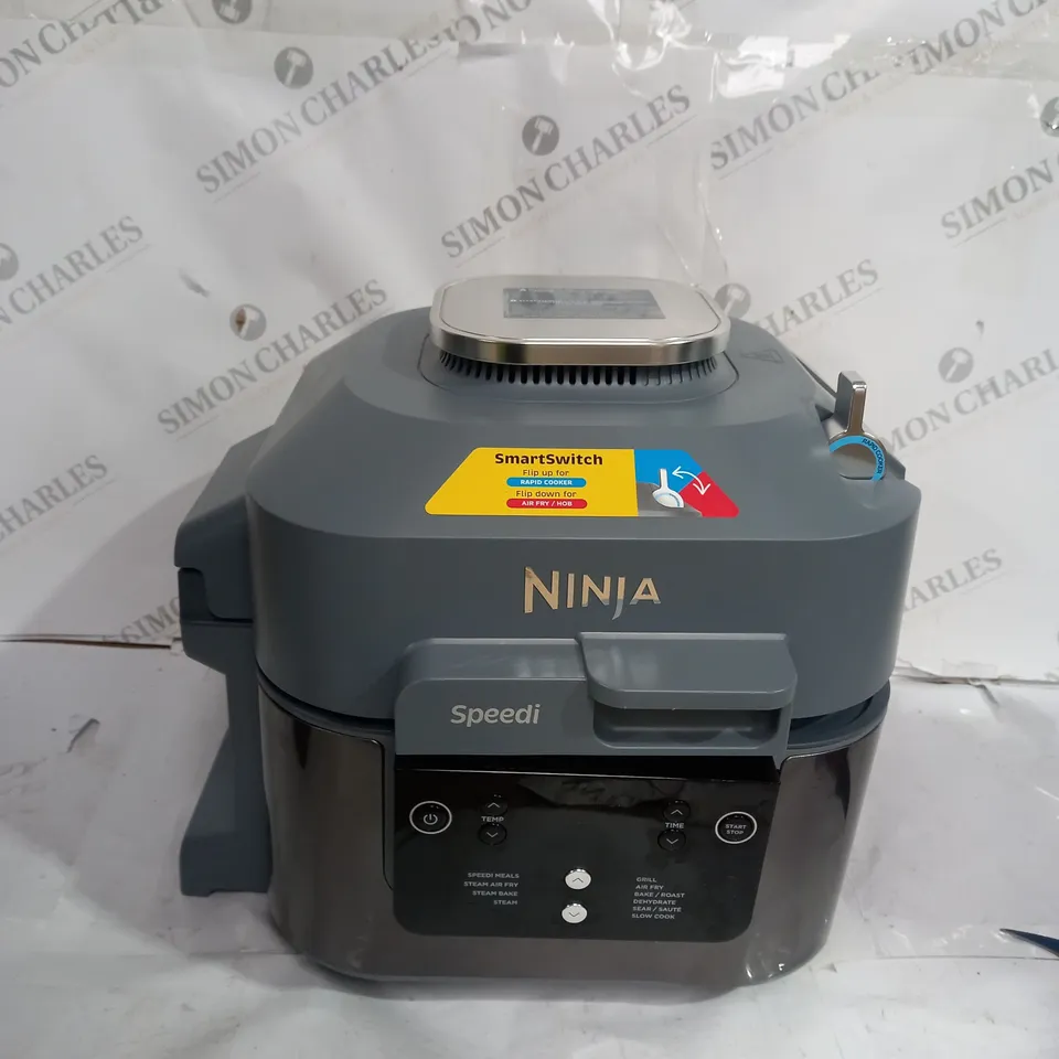 BOXED OUTLET NINJA SPEEDI 10 IN 1 5.7L RAPID-COOKER & AIR FRYER