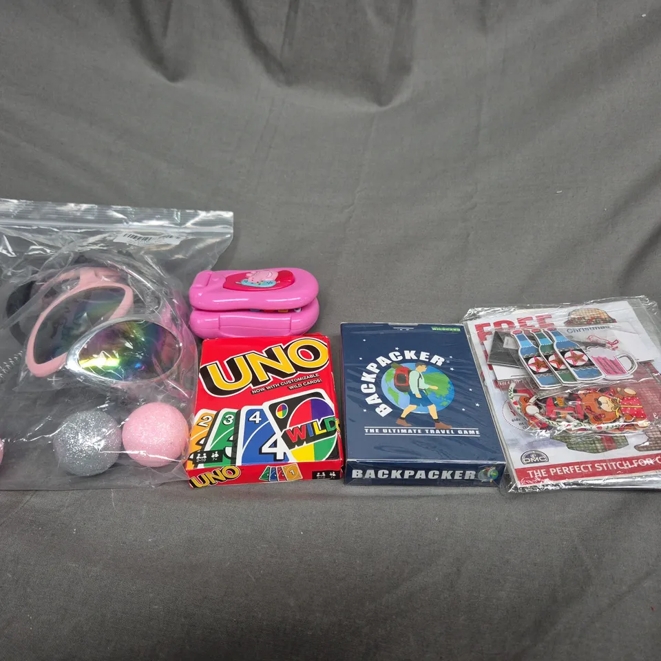 BOX OF APPRO 10 ASSORTED TOYS AND GAMES TO INCLUDE UNO, PEPPA PIG AND CARD GAMES