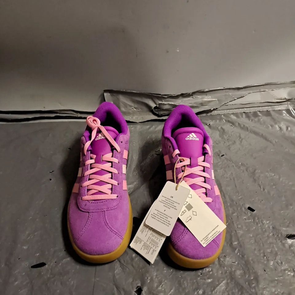 UNBOXED PAIR OF ADIDAS VL COURT 3 PURPLE/PINK UK 5 