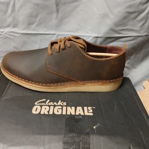 CLARKS ORIGINALS COAL LONDON BEESWAX DESERT BOOTS – UK 11 (EU 46)