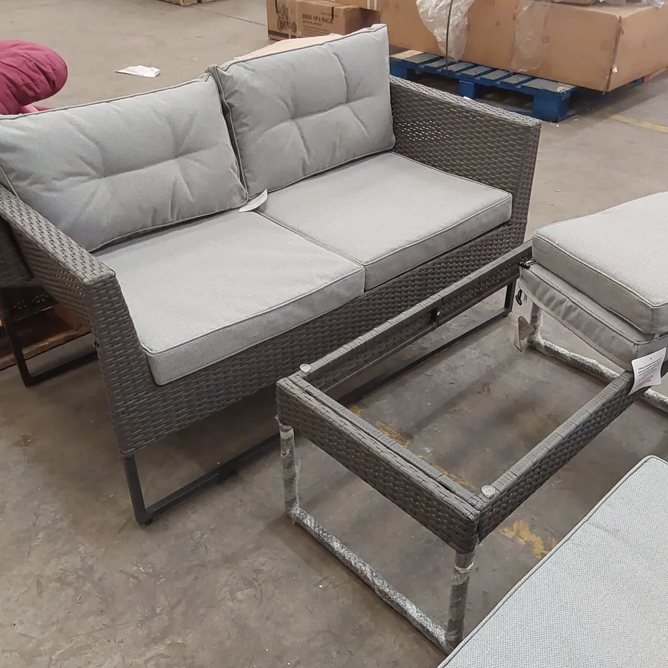 OUTDOOR GARDEN RATTAN SOFA SET - 2 X CHAIRS, 1 X SOFA, 1 X COFFEE TABLE - MISSING GLASS