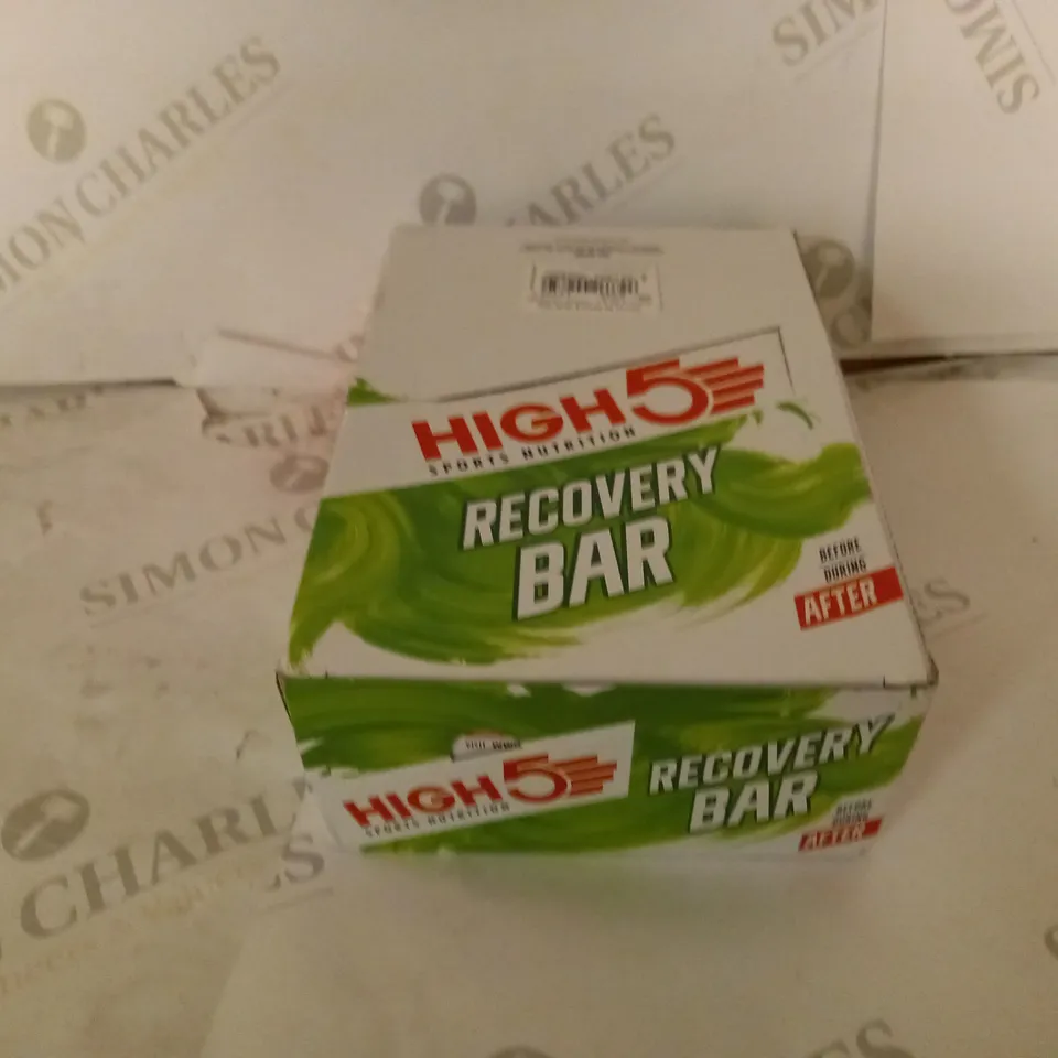 HIGH5 - RECOVERY BAR, BANANA & VANILLA - 25 X 50g