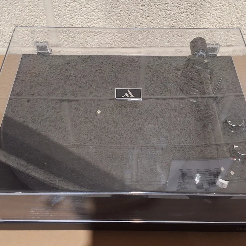 ARGON AUDIO MK2 TURN TABLE IN BLACK 