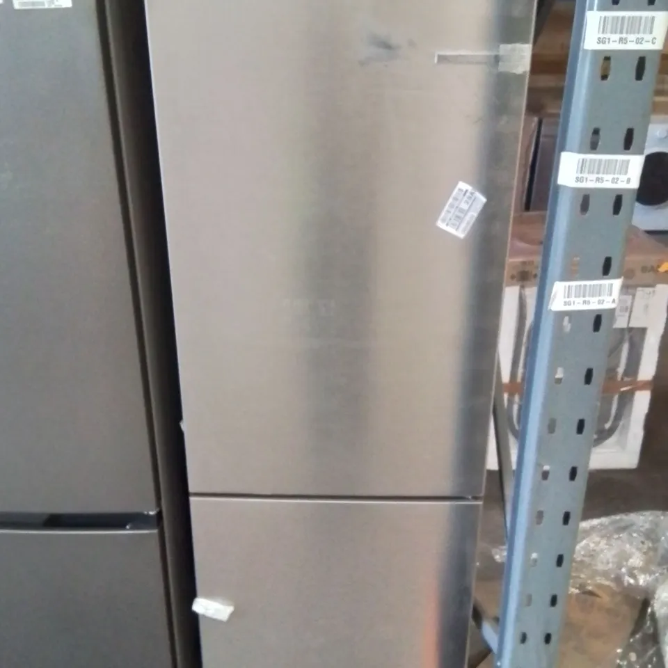 TPBOSCH SERIES 2 STAINLESS STEEL 50/50 FRIDGE FREEZER