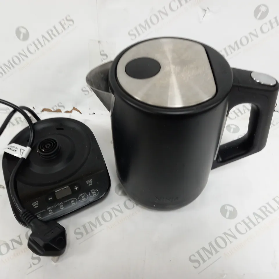 NINJA PERFECT TEMPERATURE KETTLE KT200UK