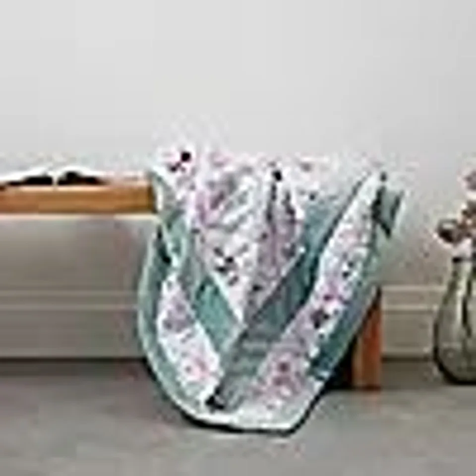 COZEE HOME PATCHWORK QUILT THROW