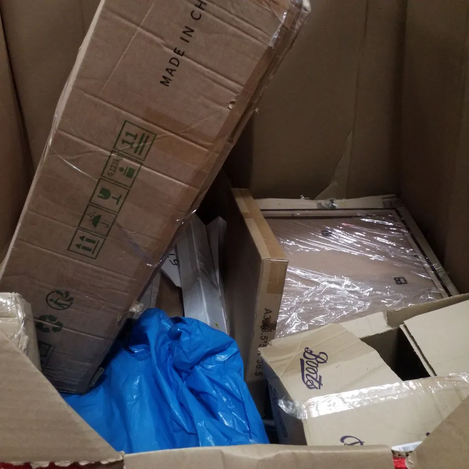 PALLET CONTAINING ASSORTED PRODUCTS INCLUDING SHOWER SET, MULTI-FUNCTIONAL FITNESS BOARD, KIDS KICK SCOOTER, RETRACTABLE SAFETY GATE & PILATES RING