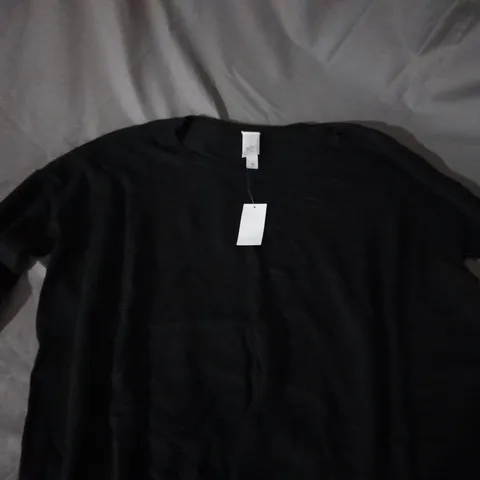 WYNNE LAYERS SWEATER IN BLACK SIZE M