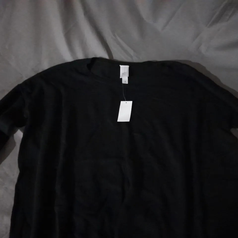 WYNNE LAYERS SWEATER IN BLACK SIZE M 